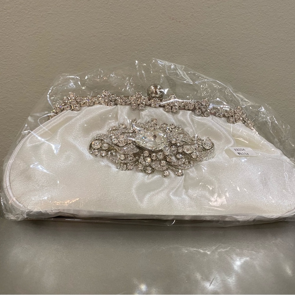 Elegant White Satin Wedding Bridal Clutch with Crystal Embellishments